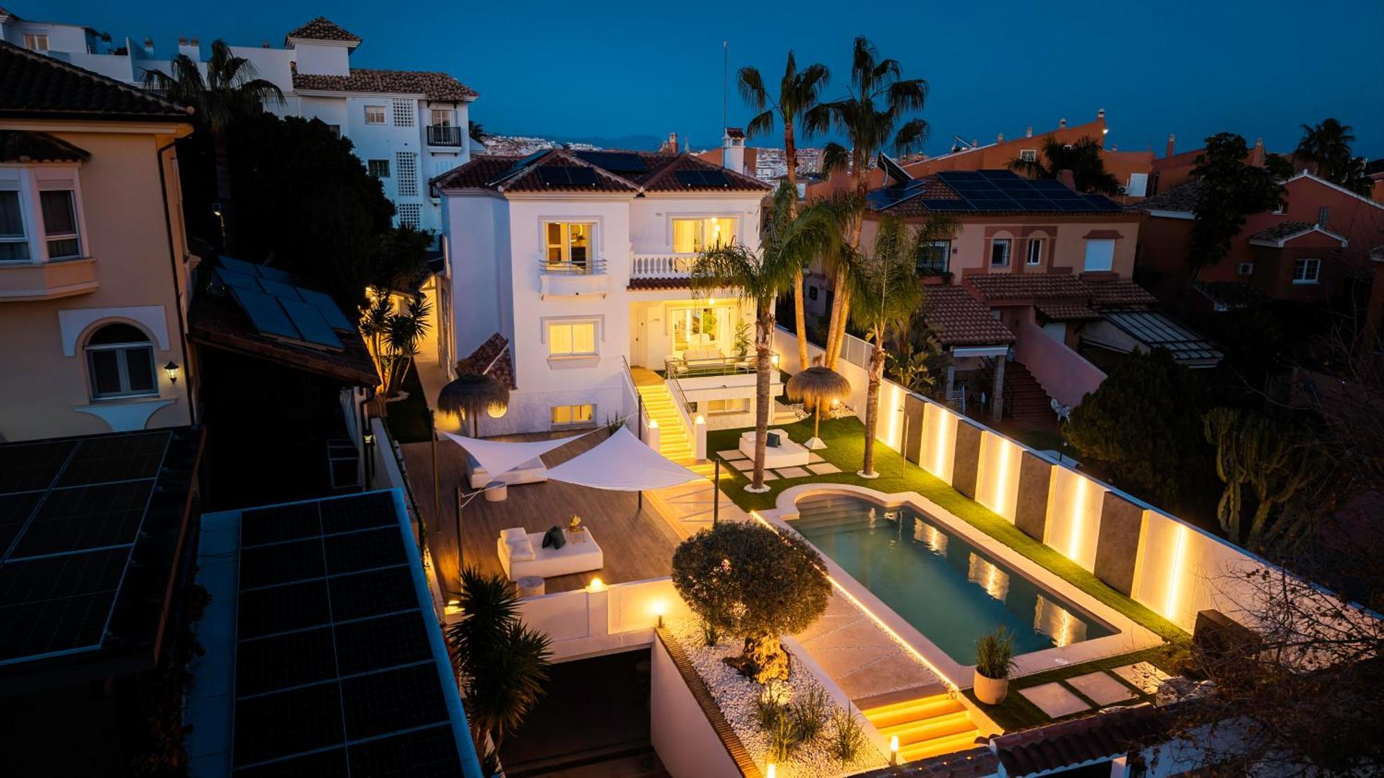 Vacation Marbella I Sunny Camelia Villa Heated Pool, Recently Renovated, Best Residential Neighborhood In Benalmadena, Short Walk To The Beach, Cinema Room Buitenkant foto