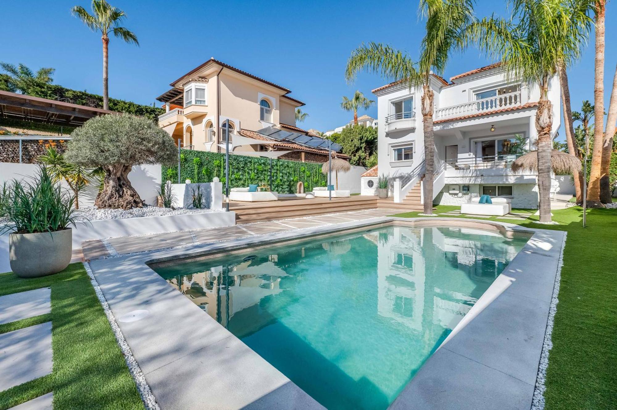 Vacation Marbella I Sunny Camelia Villa Heated Pool, Recently Renovated, Best Residential Neighborhood In Benalmadena, Short Walk To The Beach, Cinema Room Buitenkant foto